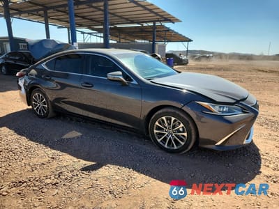 Czwarte zdjęcie samochodu z boku: 2025 LEXUS ES 350 BASE VIN:58ACZ1B17SU198901 - miniatura