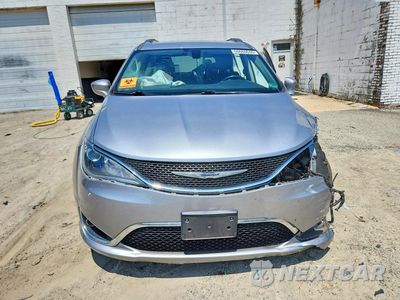 Piąte zdjęcie samochodu w środku: 2020 CHRYSLER PACIFICA TOURING L VIN:2C4RC1BG9LR279778 - miniatura
