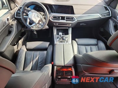 Zdjęcie 8 z 13 samochodu: 2021 BMW X5 XDRIVE45E VIN:5UXTA6C0XM9H51876 - miniatura