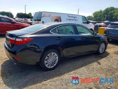 Trzecie zdjęcie samochodu z tyłu: 2013 LEXUS ES 350 VIN:JTHBK1GG9D2011924 - miniatura