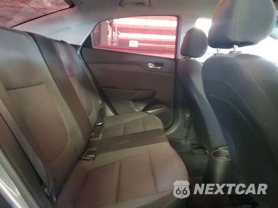 Zdjęcie 10 z 12 samochodu: 2018 HYUNDAI ACCENT VIN:3KPC24A30JE011371 - miniatura