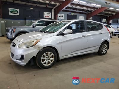 2012 HYUNDAI ACCENT KMHCT5AE4CU033541 - główne zdjęcie licytacji z USA - miniatura