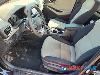 Zdjęcie 7 z 12 samochodu: 2017 HYUNDAI IONIQ BLUE VIN:KMHC65LC8HU038817 - miniatura