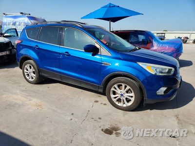 Czwarte zdjęcie samochodu z boku: 2018 FORD ESCAPE SEL VIN:1FMCU0HD6JUA59875 - miniatura