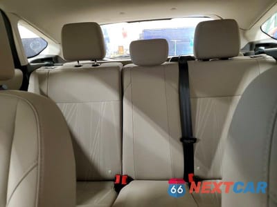 Zdjęcie 10 z 13 samochodu: 2016 FORD FOCUS VIN:1FADP3K20GL363426 - miniatura