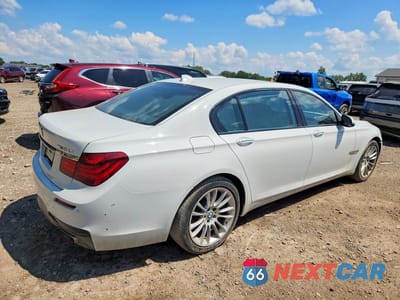Trzecie zdjęcie samochodu z tyłu: 2015 BMW 750 LXI VIN:WBAYF8C52FD655167 - miniatura