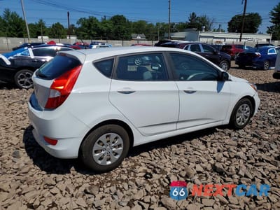 Trzecie zdjęcie samochodu z tyłu: 2017 HYUNDAI ACCENT SE VIN:KMHCT5AE3HU363209 - miniatura