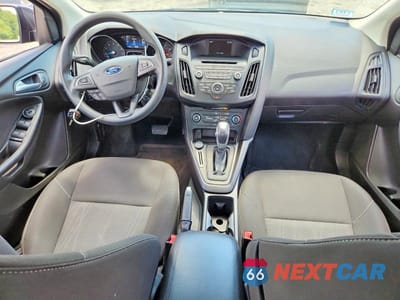 Zdjęcie 8 z 12 samochodu: 2016 FORD FOCUS SE VIN:1FADP3F27GL200539 - miniatura
