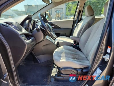 Zdjęcie 7 z 13 samochodu: 2012 MAZDA 5 VIN:JM1CW2CL2C0107424 - miniatura