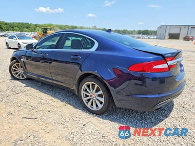 Drugie zdjęcie samochodu z przodu: 2015 JAGUAR XF 2.0T PREMIUM VIN:SAJWA0FS8FPU64414 - miniatura