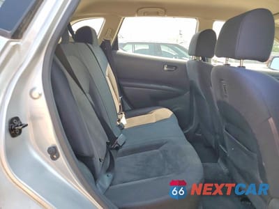 Zdjęcie 11 z 13 samochodu: 2010 NISSAN ROGUE S VIN:JN8AS5MV9AW608345 - miniatura