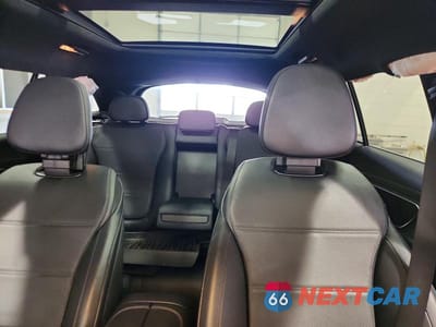 Zdjęcie 10 z 13 samochodu: 2023 MERCEDES-BENZ GLC 300 4MATIC VIN:W1NKM4HB5PF031609 - miniatura