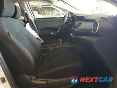 Zdjęcie 7 z 13 samochodu: 2023 NISSAN KICKS SV VIN:3N1CP5CV9PL564372 - miniatura