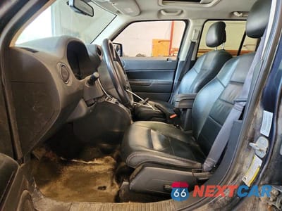 Zdjęcie 7 z 13 samochodu: 2016 JEEP PATRIOT LATITUDE VIN:1C4NJRFB9GD535170 - miniatura