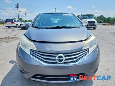 Piąte zdjęcie samochodu w środku: 2016 NISSAN VERSA NOTE SV VIN:3N1CE2CP9GL377350 - miniatura