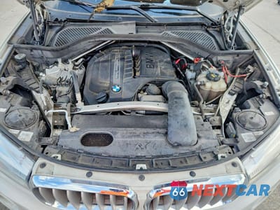 Zdjęcie 12 z 13 samochodu: 2018 BMW X5 SDRIVE35I VIN:5UXKR2C53J0Z21663 - miniatura
