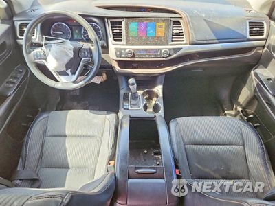 Zdjęcie 8 z 13 samochodu: 2016 TOYOTA HIGHLANDER LE PLUS VIN:5TDZKRFH7GS177168 - miniatura