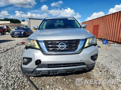 Piąte zdjęcie samochodu w środku: 2017 NISSAN PATHFINDER SV VIN:5N1DR2MM8HC684544 - miniatura