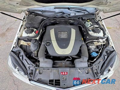 Zdjęcie 7 z 10 samochodu: 2011 MERCEDES-BENZ E 350 4MATIC VIN:WDDHF8HB7BA349889 - miniatura