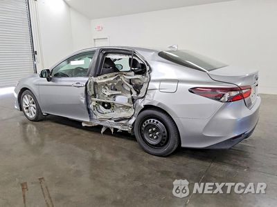 Drugie zdjęcie samochodu z przodu: 2022 TOYOTA CAMRY LE VIN:4T1C11AK7NU651377 - miniatura