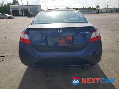 Zdjęcie 6 z 12 samochodu: 2008 HONDA CIVIC LX VIN:2HGFG12648H530008 - miniatura