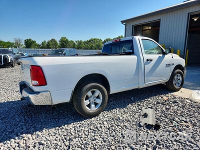 Trzecie zdjęcie samochodu z tyłu: 2018 RAM 1500 ST VIN:3C6JR6DT8JG234201 - miniatura
