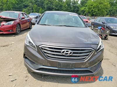 Piąte zdjęcie samochodu w środku: 2016 HYUNDAI SONATA SPORT VIN:5NPE34AF2GH423375 - miniatura