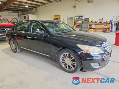 Czwarte zdjęcie samochodu z boku: 2009 HYUNDAI GENESIS 4.6L VIN:KMHGC46F89U032110 - miniatura
