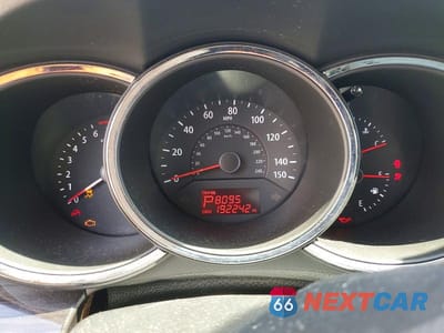 Zdjęcie 9 z 13 samochodu: 2013 KIA SORENTO LX VIN:5XYKT3A19DG336707 - miniatura