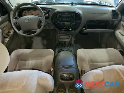 Zdjęcie 8 z 12 samochodu: 2003 TOYOTA SEQUOIA SR5 VIN:5TDBT44A23S174308 - miniatura