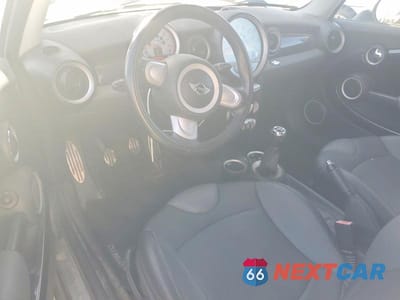 Zdjęcie 8 z 13 samochodu: 2009 MINI COOPER S CLUBMAN VIN:WMWMM33529TP74712 - miniatura