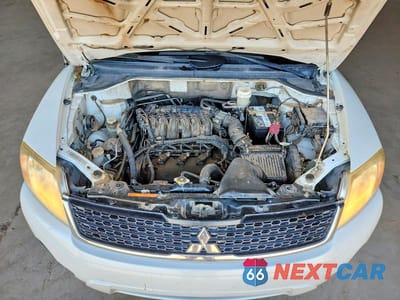 Zdjęcie 12 z 13 samochodu: 2011 MITSUBISHI ENDEAVOR LS VIN:4A4JM2ASXBE016225 - miniatura