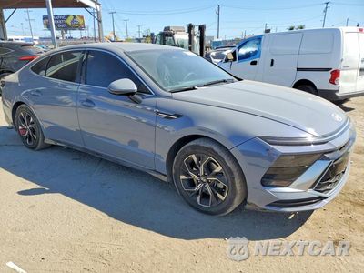 Czwarte zdjęcie samochodu z boku: 2024 HYUNDAI SONATA SEL VIN:KMHL64JA8RA389192 - miniatura