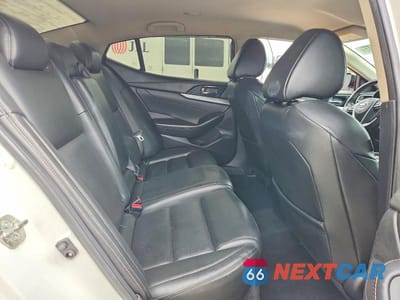 Zdjęcie 10 z 12 samochodu: 2018 NISSAN MAXIMA 3.5 SV VIN:1N4AA6AP2JC391349 - miniatura