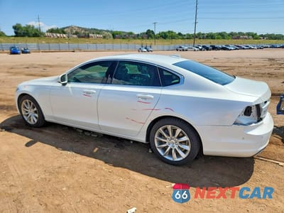 Drugie zdjęcie samochodu z przodu: 2017 VOLVO S90 T6 MOMENTUM VIN:YV1A22MK0H1011702 - miniatura