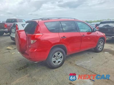 Trzecie zdjęcie samochodu z tyłu: 2006 TOYOTA RAV4 BASE VIN:JTMBD33V766022220 - miniatura