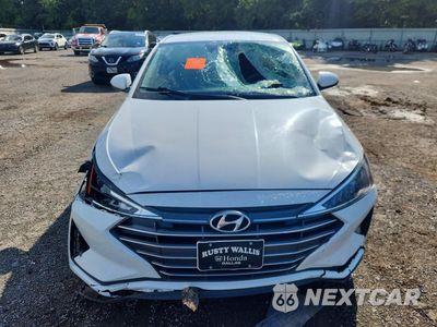 Piąte zdjęcie samochodu w środku: 2020 HYUNDAI ELANTRA SEL VIN:5NPD84LF2LH575502 - miniatura