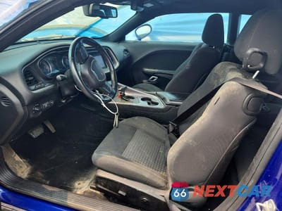Zdjęcie 7 z 13 samochodu: 2019 DODGE CHALLENGER SXT VIN:2C3CDZGG6KH629788 - miniatura