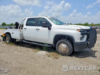 Czwarte zdjęcie samochodu z boku: 2021 CHEVROLET SILVERADO C3500 VIN:1GB4WREY3MF285352 - miniatura