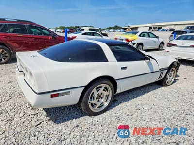 Trzecie zdjęcie samochodu z tyłu: 1984 CHEVROLET CORVETTE VIN:1G1AY0786E5142395 - miniatura
