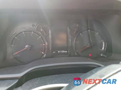 Zdjęcie 9 z 14 samochodu: 2024 TOYOTA 4RUNNER SR5 VIN:JTEMU5JR4R6281838 - miniatura