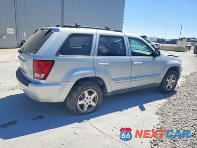 Trzecie zdjęcie samochodu z tyłu: 2005 JEEP GRAND CHEROKEE LIMITED VIN:1J4HR58N45C703624 - miniatura