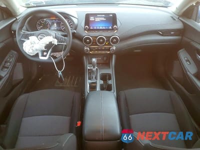 Zdjęcie 8 z 12 samochodu: 2025 NISSAN SENTRA VIN:3N1AB8CV1SY400147 - miniatura