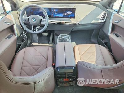 Zdjęcie 8 z 13 samochodu: 2025 BMW IX XDRIVE50 VIN:WB523CF03SCT79288 - miniatura