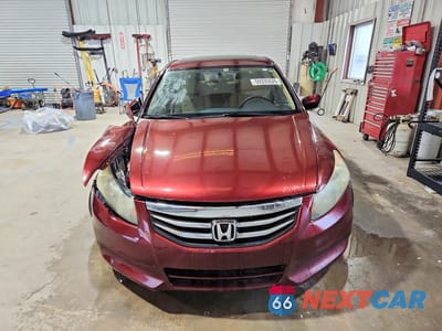 Piąte zdjęcie samochodu w środku: 2011 HONDA ACCORD EXL VIN:1HGCP2F8XBA068094 - miniatura