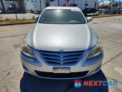 Piąte zdjęcie samochodu w środku: 2010 HYUNDAI GENESIS 3.8L VIN:KMHGC4DE0AU081039 - miniatura