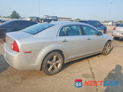 Trzecie zdjęcie samochodu z tyłu: 2012 CHEVROLET MALIBU 1LT VIN:1G1ZC5E0XCF334311 - miniatura