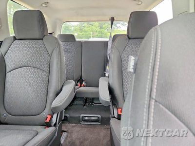 Zdjęcie 10 z 13 samochodu: 2016 GMC ACADIA SLE VIN:1GKKVPKD1GJ262251 - miniatura
