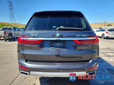 Zdjęcie 6 z 13 samochodu: 2022 BMW X7 XDRIVE40I VIN:5UXCW2C0XN9M94050 - miniatura