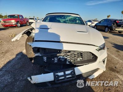 Piąte zdjęcie samochodu w środku: 2020 FORD MUSTANG VIN:1FATP8UH1L5137081 - miniatura